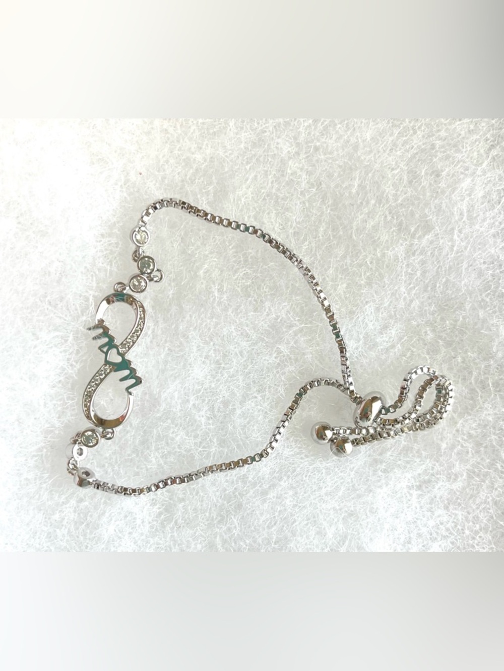 NWOT Silver-tone Adjustable Infinity Mom Bracelet Mother’s Day Gift